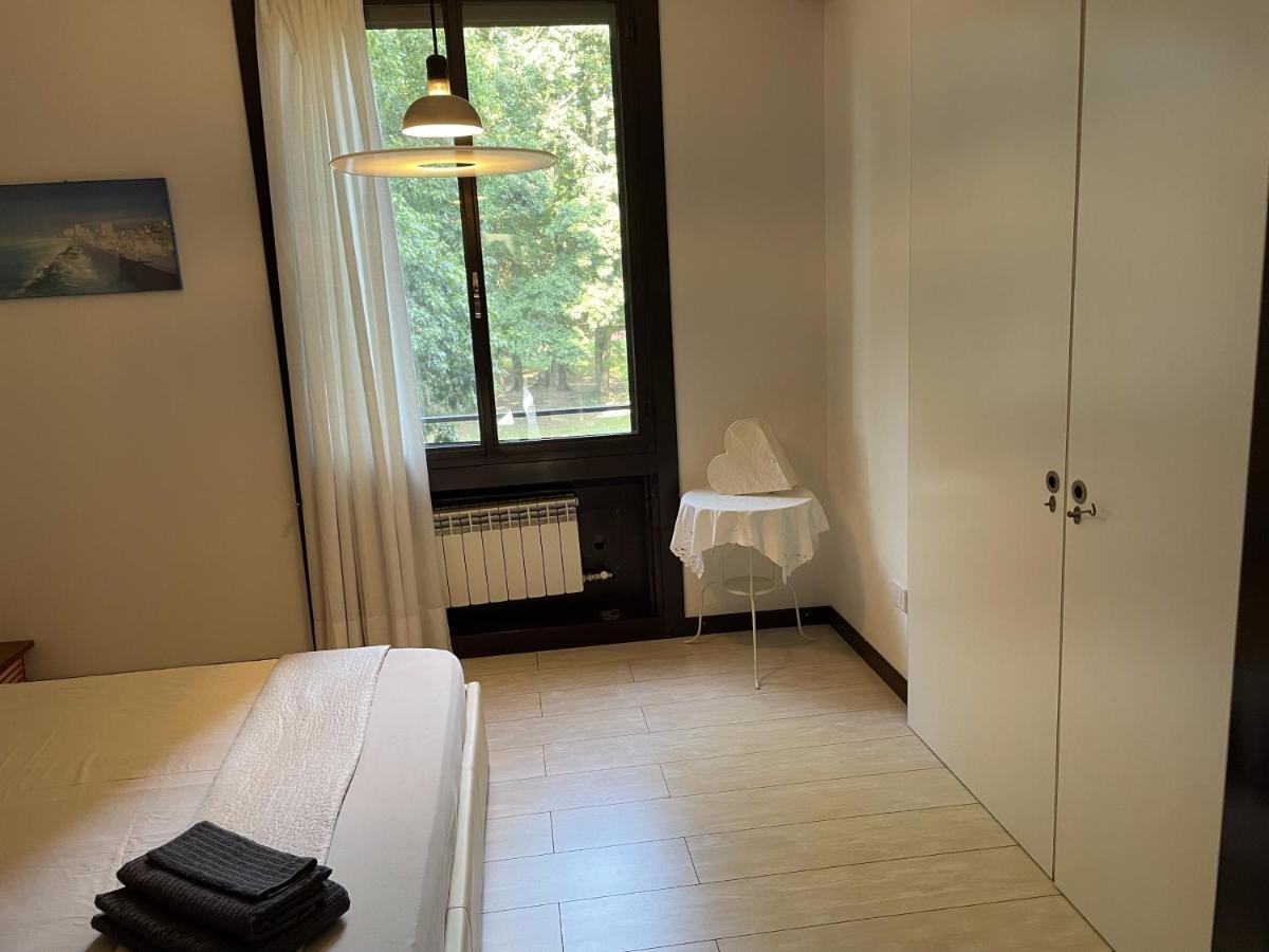 Appartamento 120 Mq Vicino A Banca Mediolanum E Ospedale Humanitas Basiglio Esterno foto