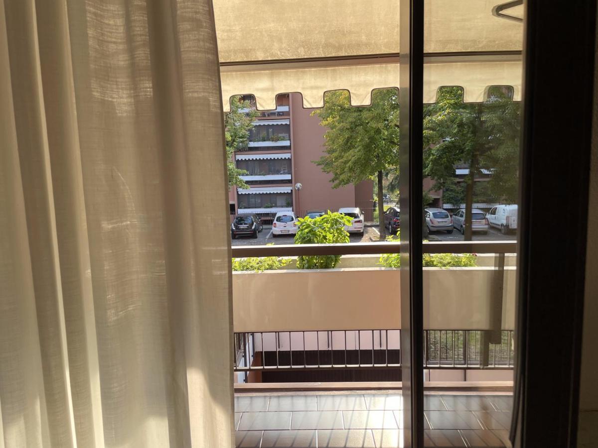 Appartamento 120 Mq Vicino A Banca Mediolanum E Ospedale Humanitas Basiglio Esterno foto
